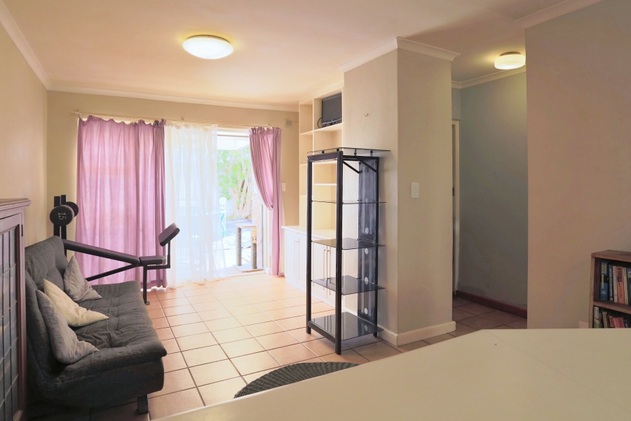 2 Bedroom Property for Sale in Diep River Western Cape